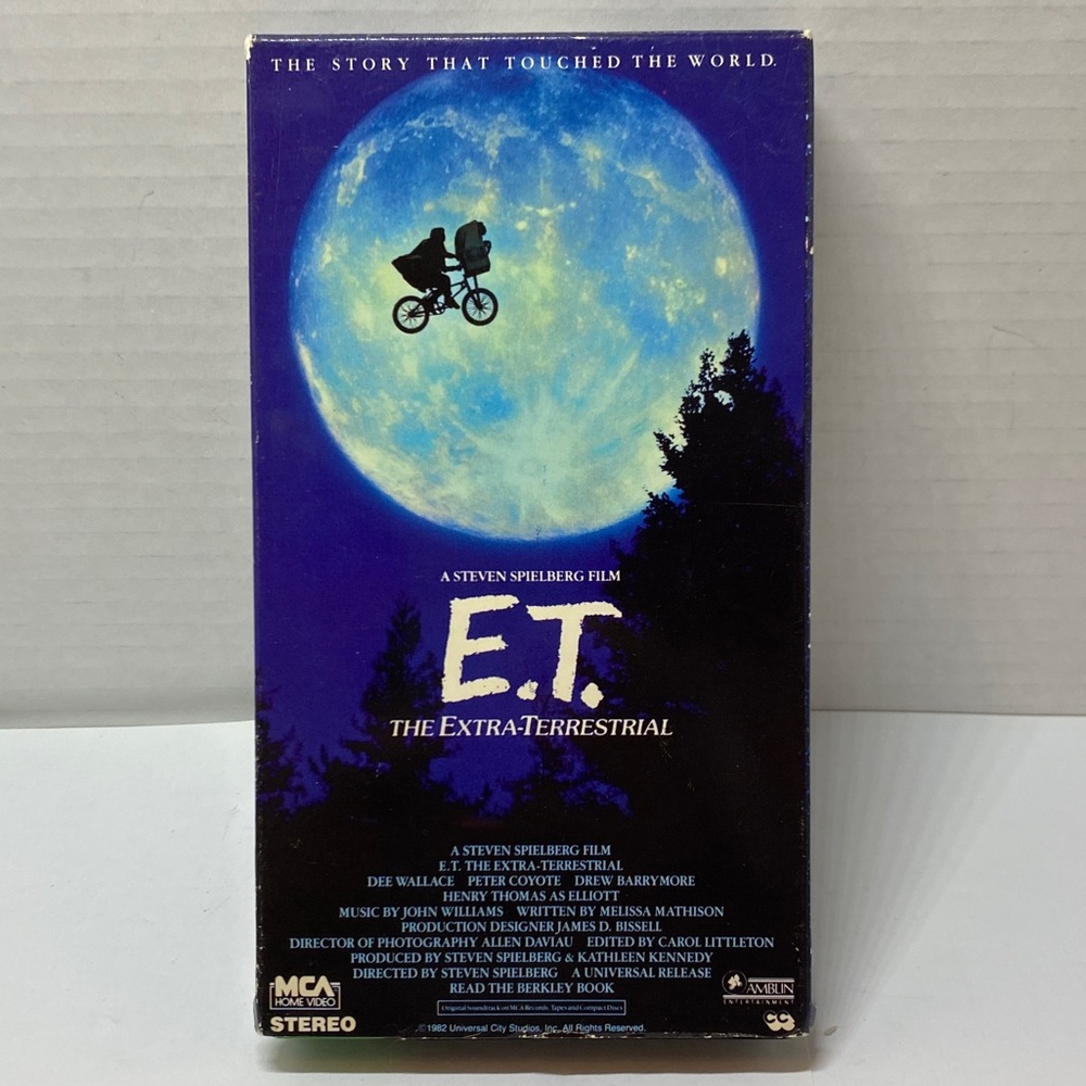 E.T. the Extra-Terrestrial VHS Tape RARE GREEN FLAP  1988 MCA